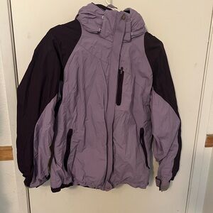 purple medium women’s Columbia jacke